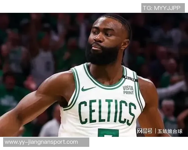 杰伦布朗本赛季追平上赛季单场35得分次数展现出色状态