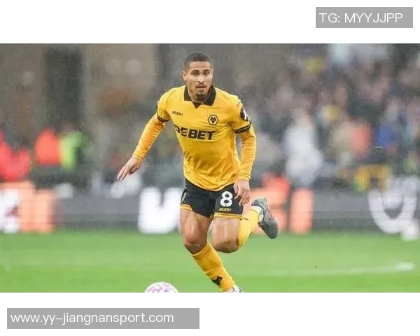 曼联计划冬窗引进狼队中场戈麦斯报价5000万欧球员表示愿意加盟