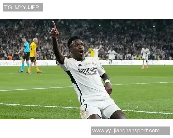 维尼修斯本有机会成为皇马核心球员却被姆巴佩抢走了风头