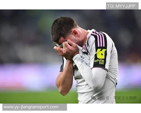 赞布罗塔强调尤文应坚定支持弗拉霍维奇并重视伊尔迪兹的培养