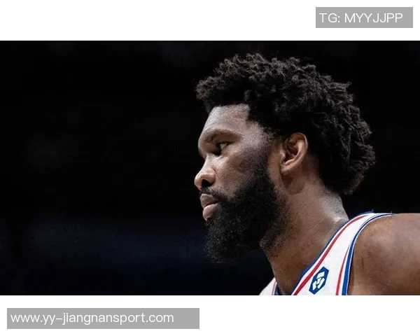 芬奇强调对抗恩比德需谨慎避免犯规观众期待精彩对决而非罚球大战 芬奇强调对抗恩比德需谨慎避免犯规观众期待精彩对决而非罚球大战