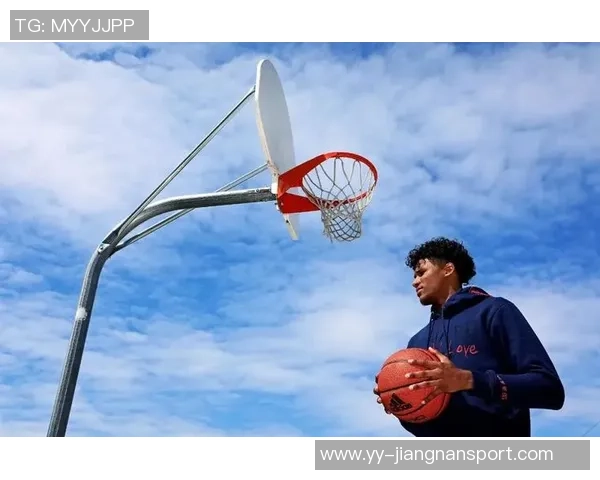 杰伦格林分享康复心路历程感谢队友支持重返赛场的喜悦 杰伦格林分享康复心路历程感谢队友支持重返赛场的喜悦